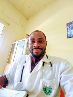Dr. EFFA Gilles