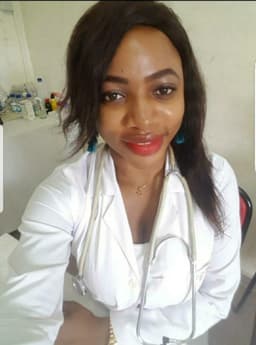 Dr. PETIEU Larissa