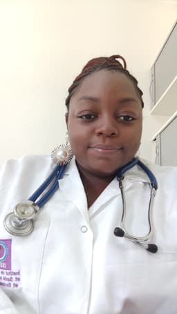 Dr. WACHE Sophie